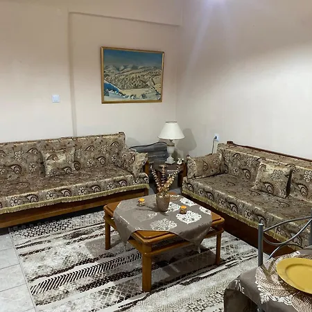 Venias House 1 Apartment