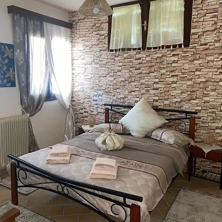 Venias House 1