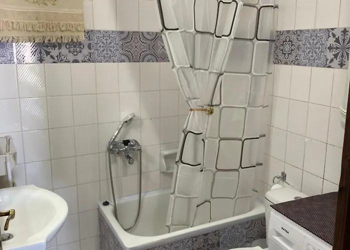 Apartman Venias House 1 *